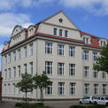 Blick aus südöstlicher Richtung auf das Institutsgebäude © 2017 Betrieb für Bau und Liegenschaften Mecklenburg-Vorpommern