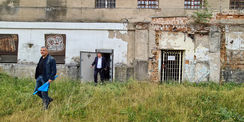 Andreas Butzki und Reinhard Meyer nach der Besichtigung des ehemaligen Gefängnisses © 2021 SBL Neubrandenburg