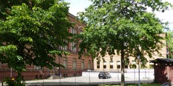 Blick aus Südost - Hofseite mit Lesesaalanbau © 2022 SBL Greifswald