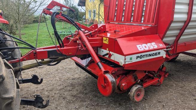 PÃ¶ttinger Ladewagen/ Boss 2 670056487897 © GM Bilder