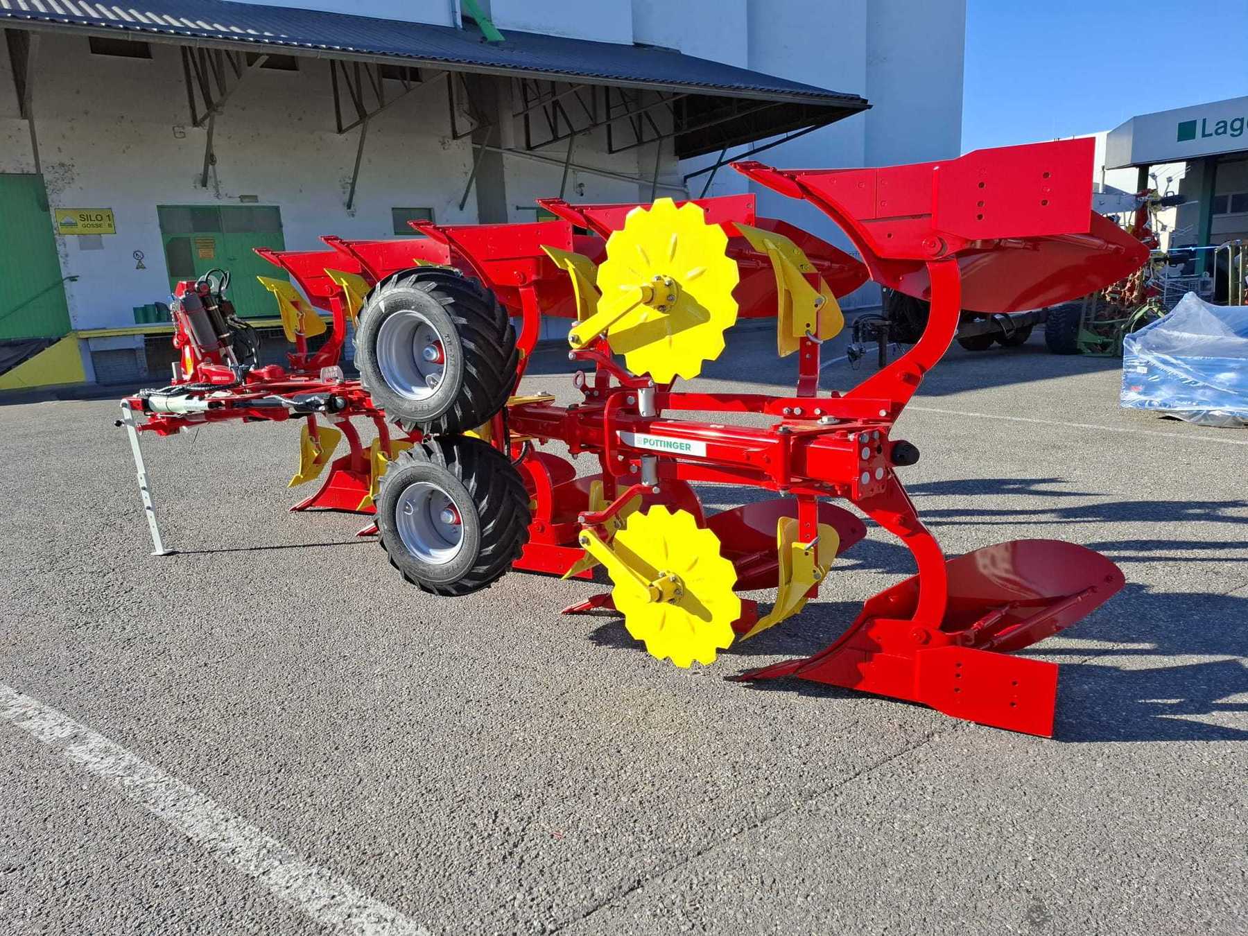 PÃ¶ttinger Servo 3000 672904247258882 © GM Bilder