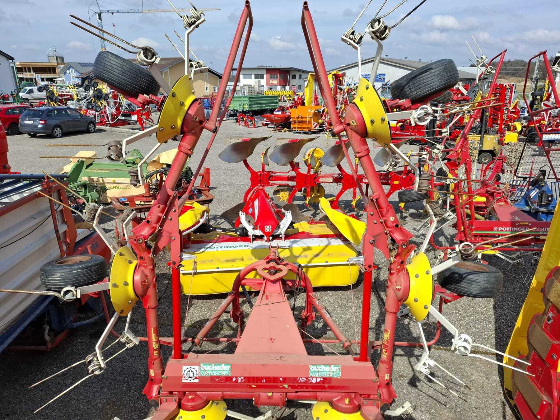 PÃ¶ttinger Kreiselheuer /Hit 69N 6740414231498071 © GM Bilder