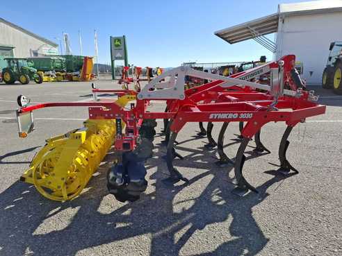 PÃ¶ttinger Synkro 3030 67903599484447664 © GM Bilder