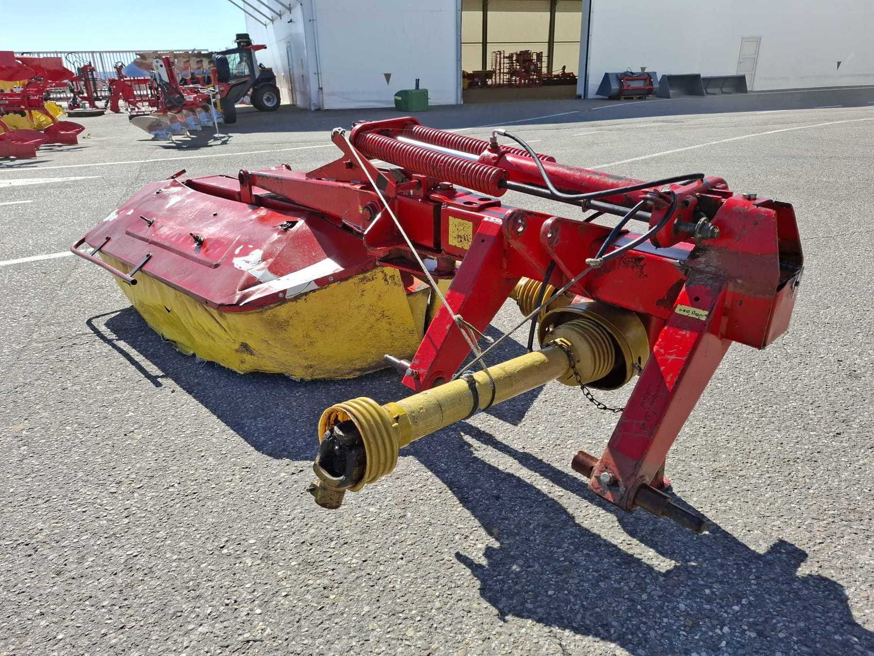 PÃ¶ttinger Mähwerk / Cat 190plus 68075693445563 © GM Bilder