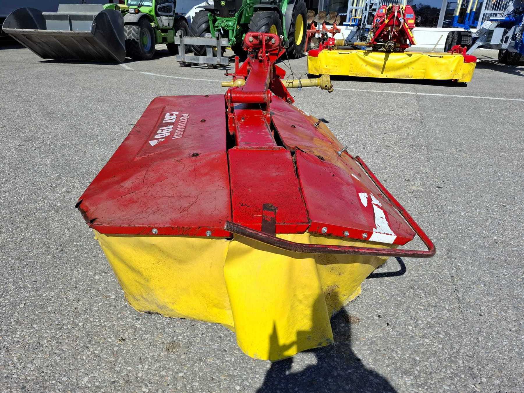 PÃ¶ttinger Mähwerk / Cat 190plus 68075693445565 © GM Bilder