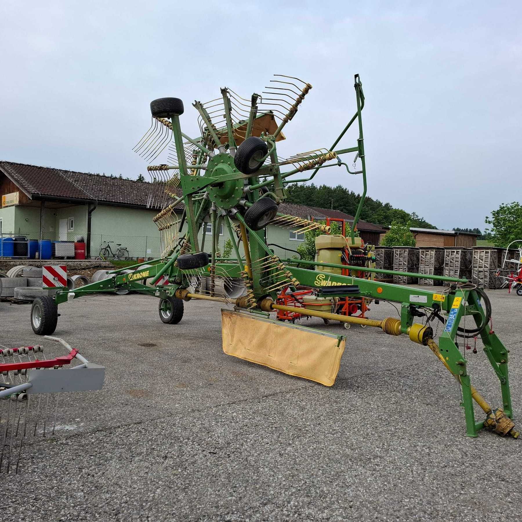 Krone Schwader 68103108284338381 © GM Bilder