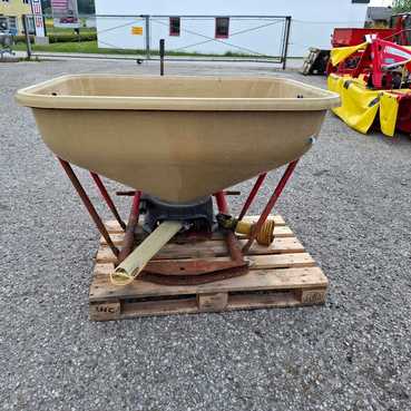 Garbe Pedelstreuer / Düngestreuer 6813697244332855 © GM Bilder