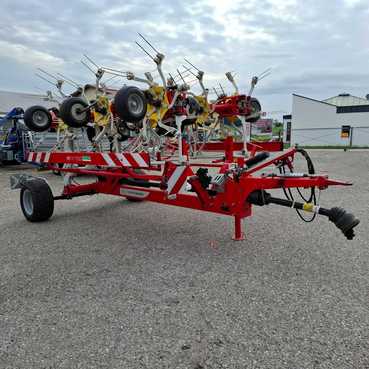 PÃ¶ttinger Kreiselheuer / Hit 13.12 68168171044784230 © GM Bilder
