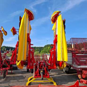 PÃ¶ttinger Mähwerk / Novadisc X8 685332084812 © GM Bilder