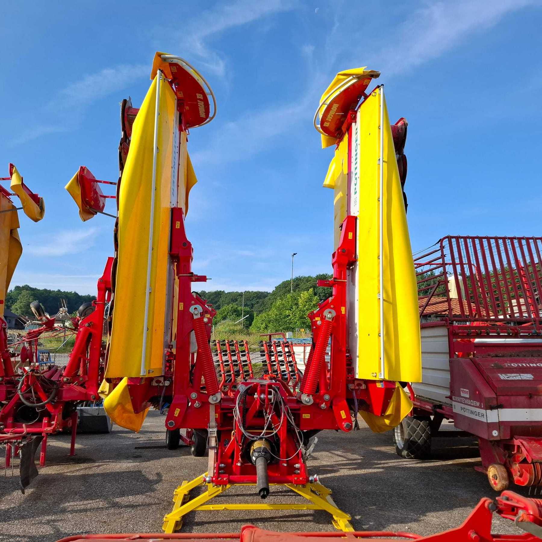 PÃ¶ttinger Mähwerk / Novadisc X8 685332084812 © GM Bilder