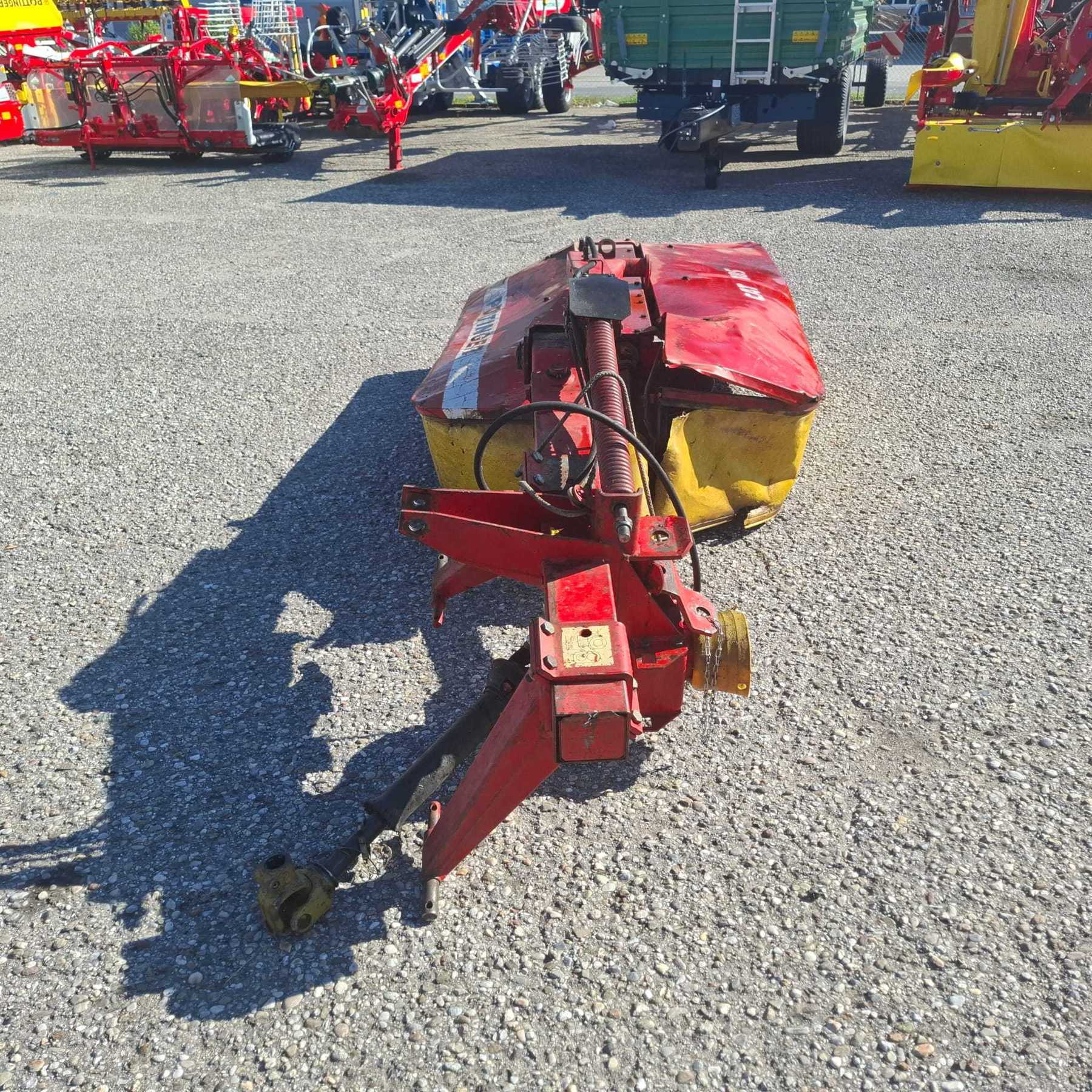 PÃ¶ttinger Mähwerk / Cat 185 686644183618911193433 © GM Bilder