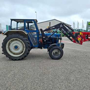 FORD Ford 4600 68673554126428768 © GM Bilder