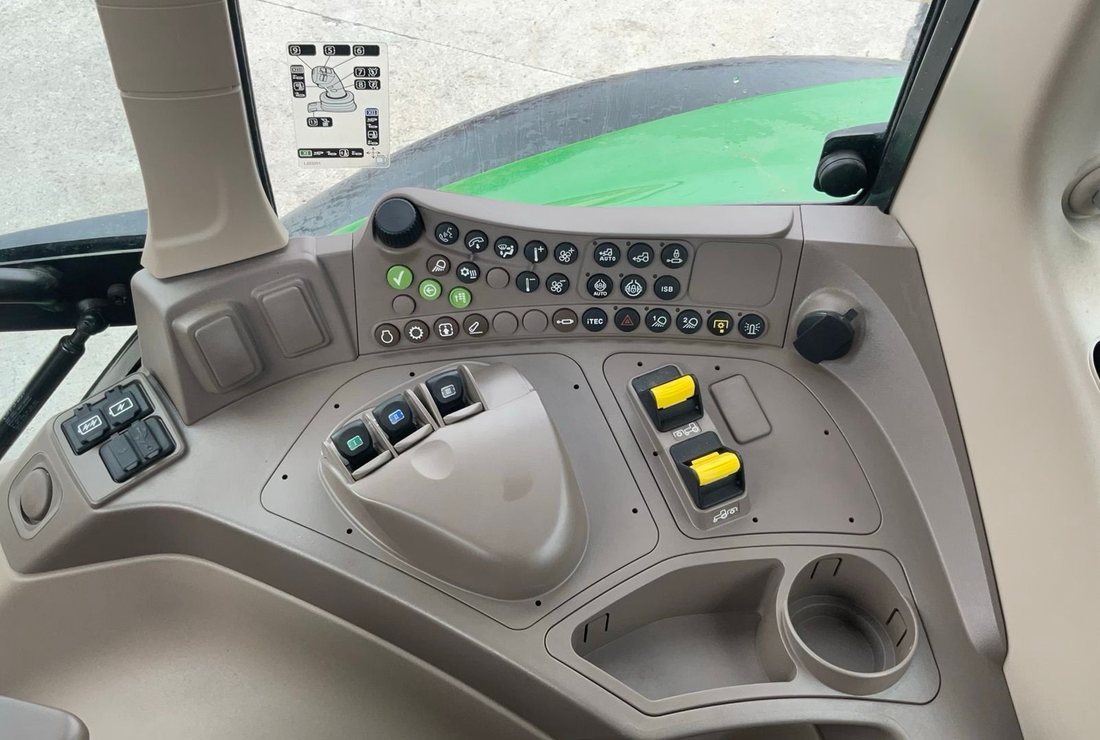 John Deere 6M 150 1907988823 © GM Bilder