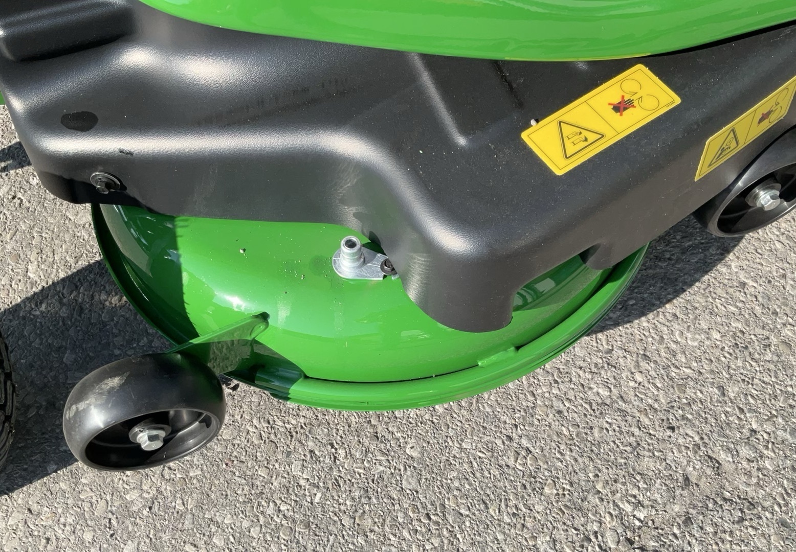 John Deere X350 R 1908128611 © GM Bilder