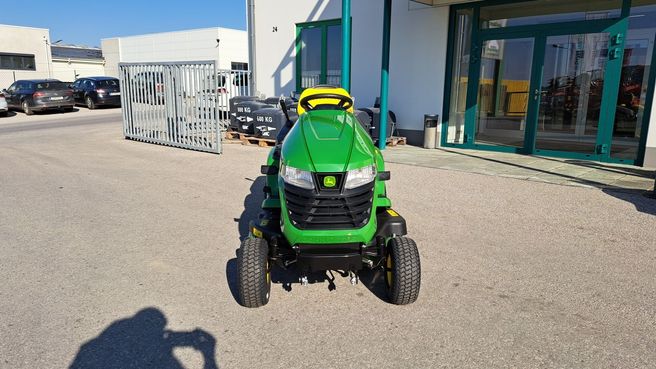 John Deere X350 R 190812864 © GM Bilder