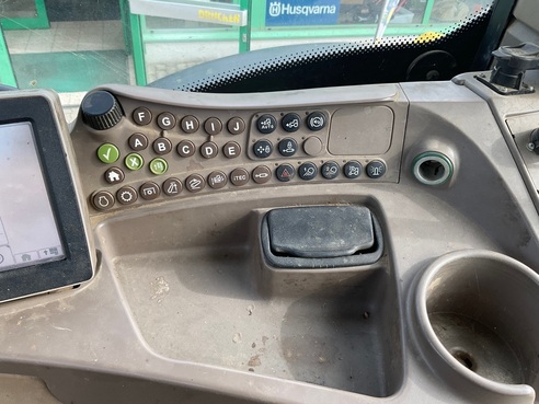 John Deere 6170R 6498732088795999440018 © GM Bilder