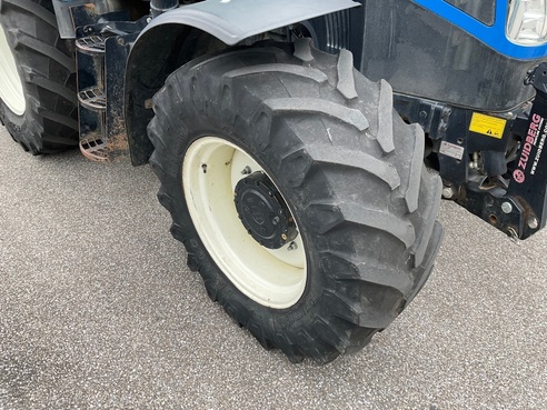 New Holland T5.105 Electro Command 65837275655412 © GM Bilder