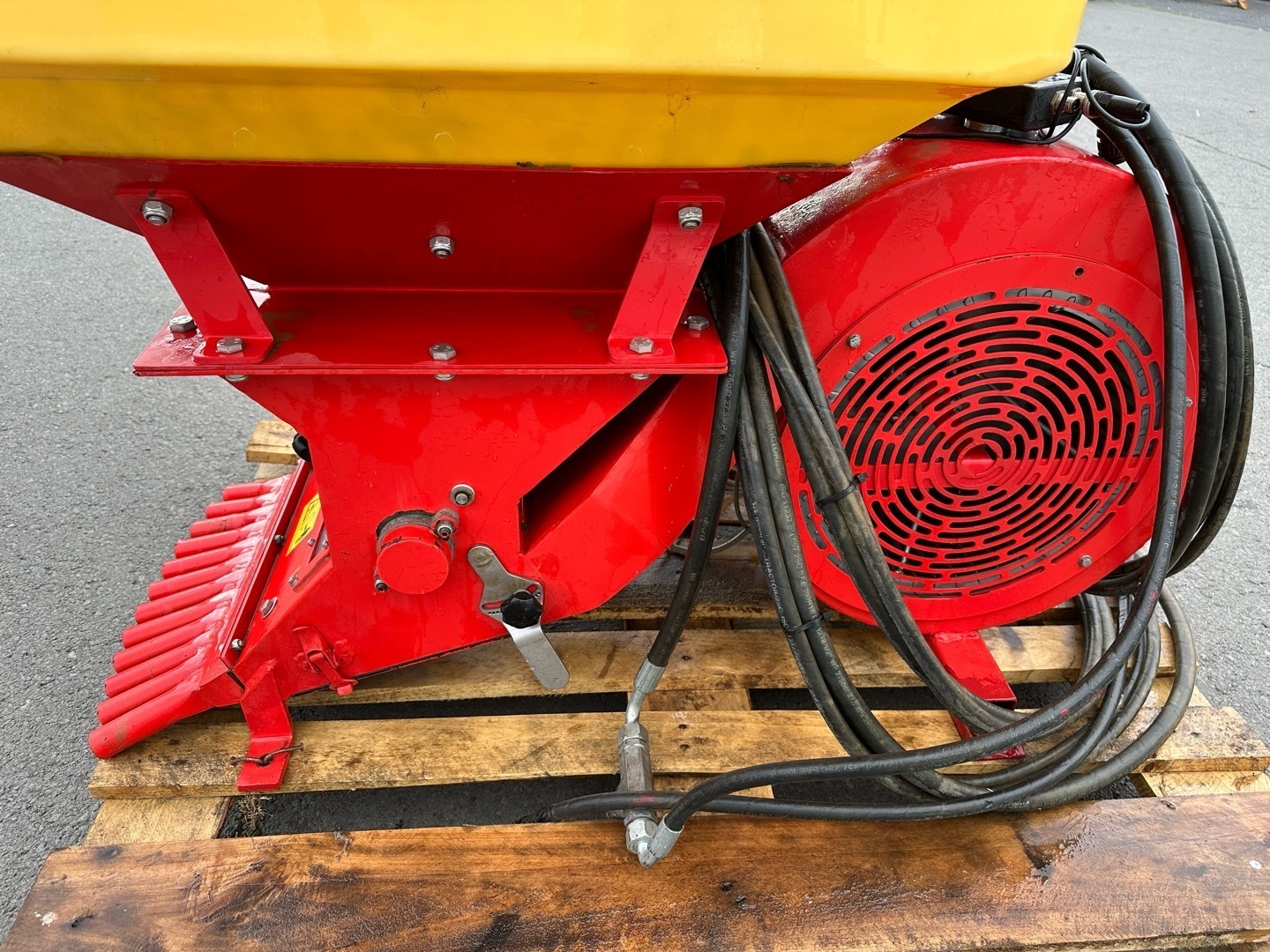 Diverse 300 Hydraulisch 659979707917033 © GM Bilder