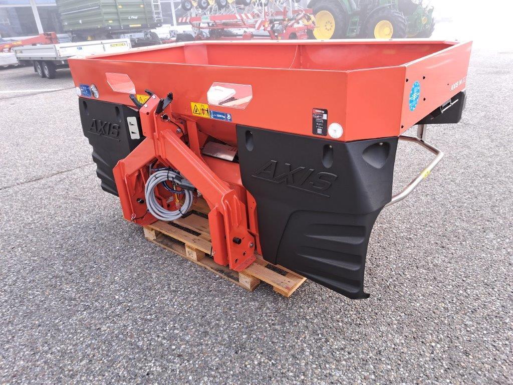 Rauch Düngerstreuer AXIS 30.2 EMC+W 66493375201878081 © GM Bilder