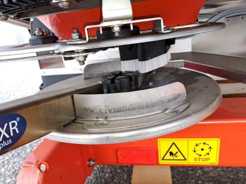 Rauch Düngerstreuer AXIS 30.2 EMC+W 66493375201878088 © GM Bilder