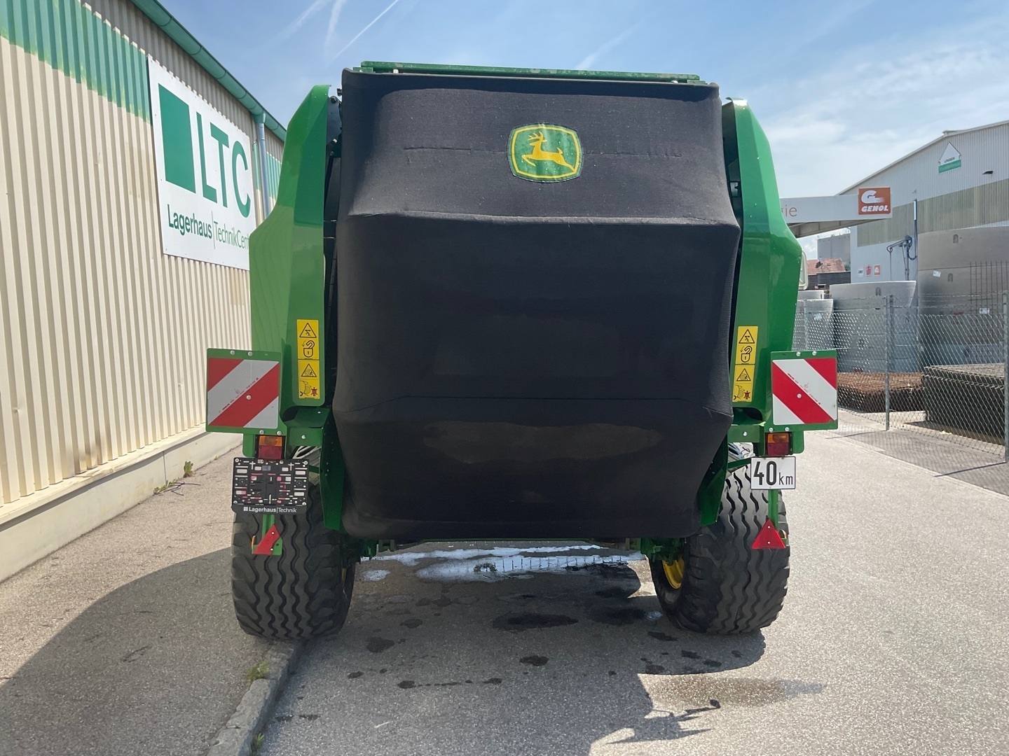 John Deere V451R 6654165853383892466 © GM Bilder