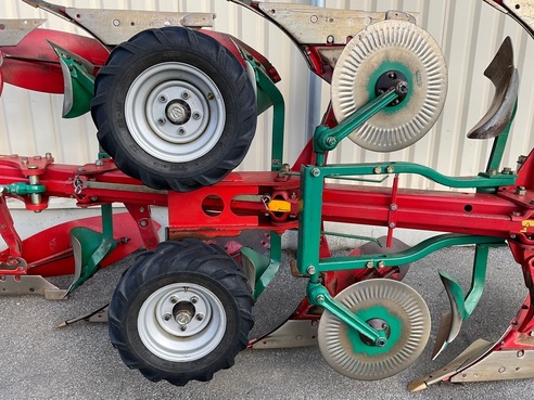 Kverneland LS 100-200 4-sch. 6715074039179 © GM Bilder