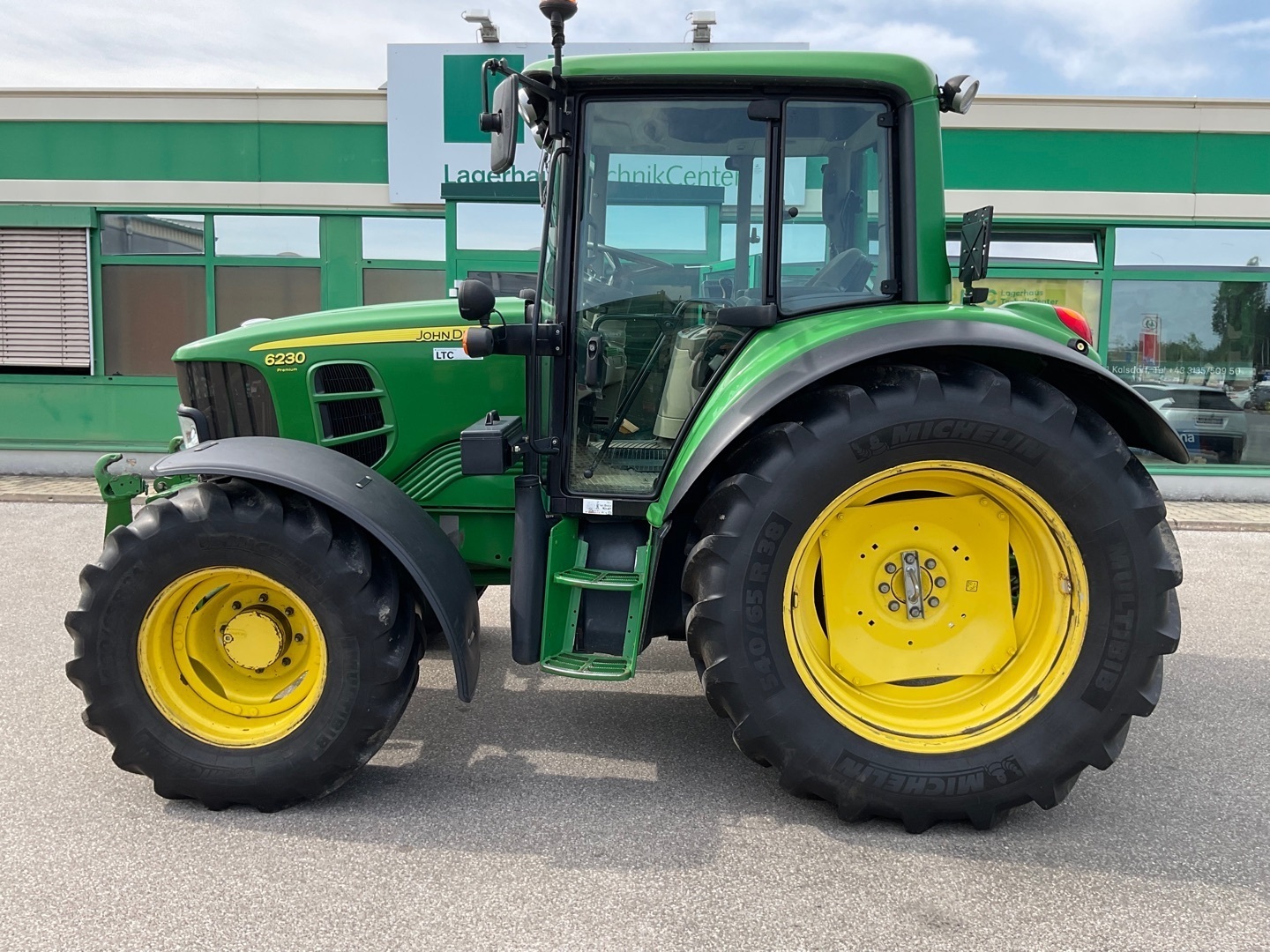 John Deere 6230 PREMIUM 672029750898 © GM Bilder