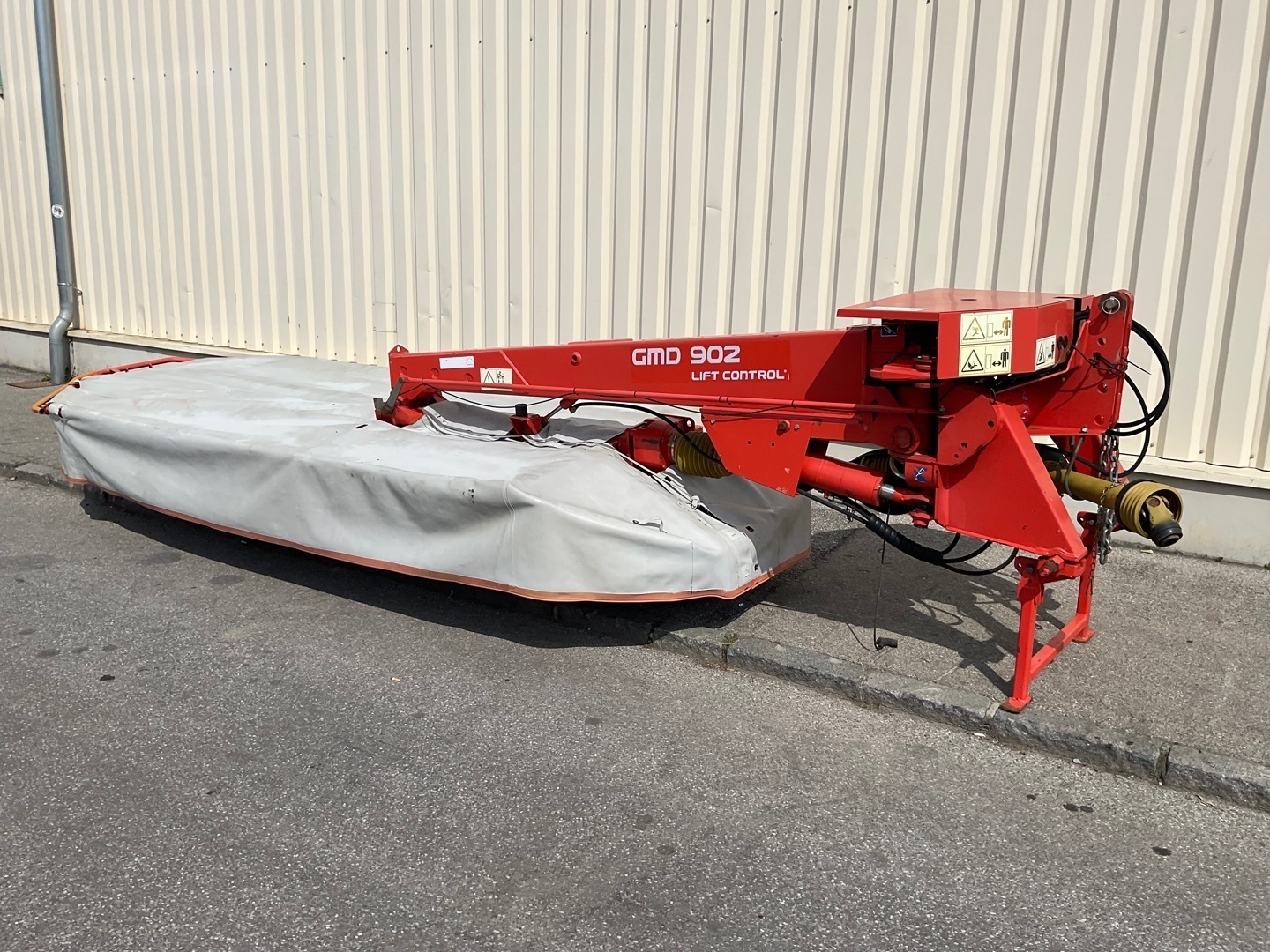 Kuhn GMD 902 Lift Control 67677097956562270 © GM Bilder