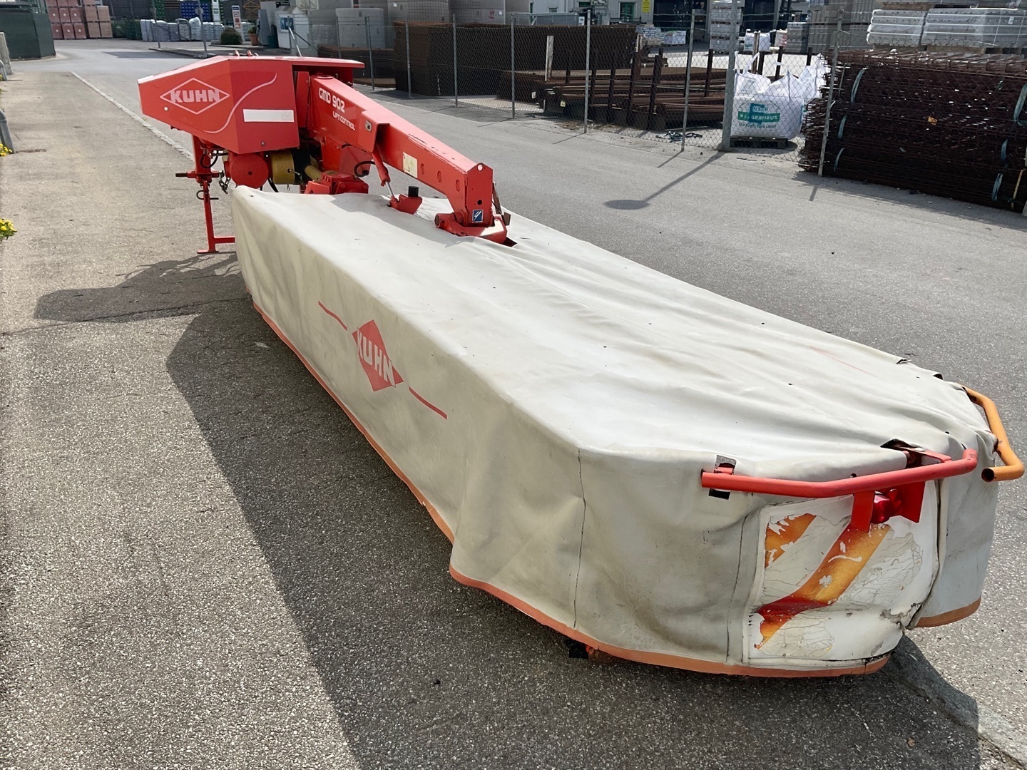 Kuhn GMD 902 Lift Control 67677097956562272 © GM Bilder