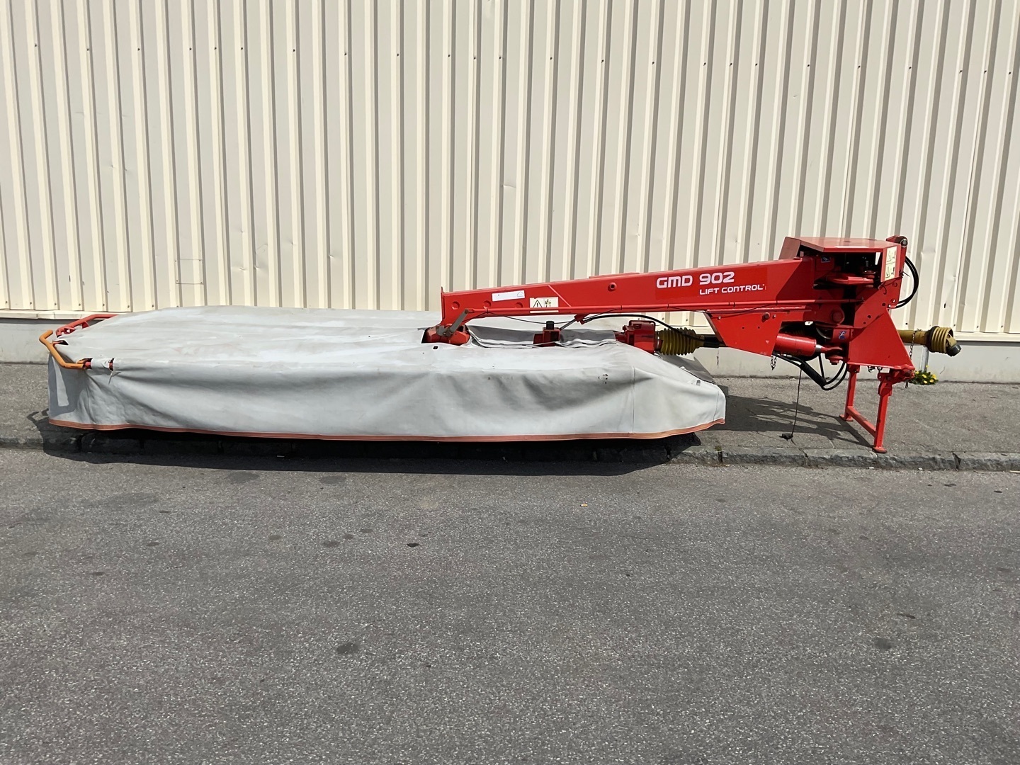 Kuhn GMD 902 Lift Control 67677097956562274 © GM Bilder