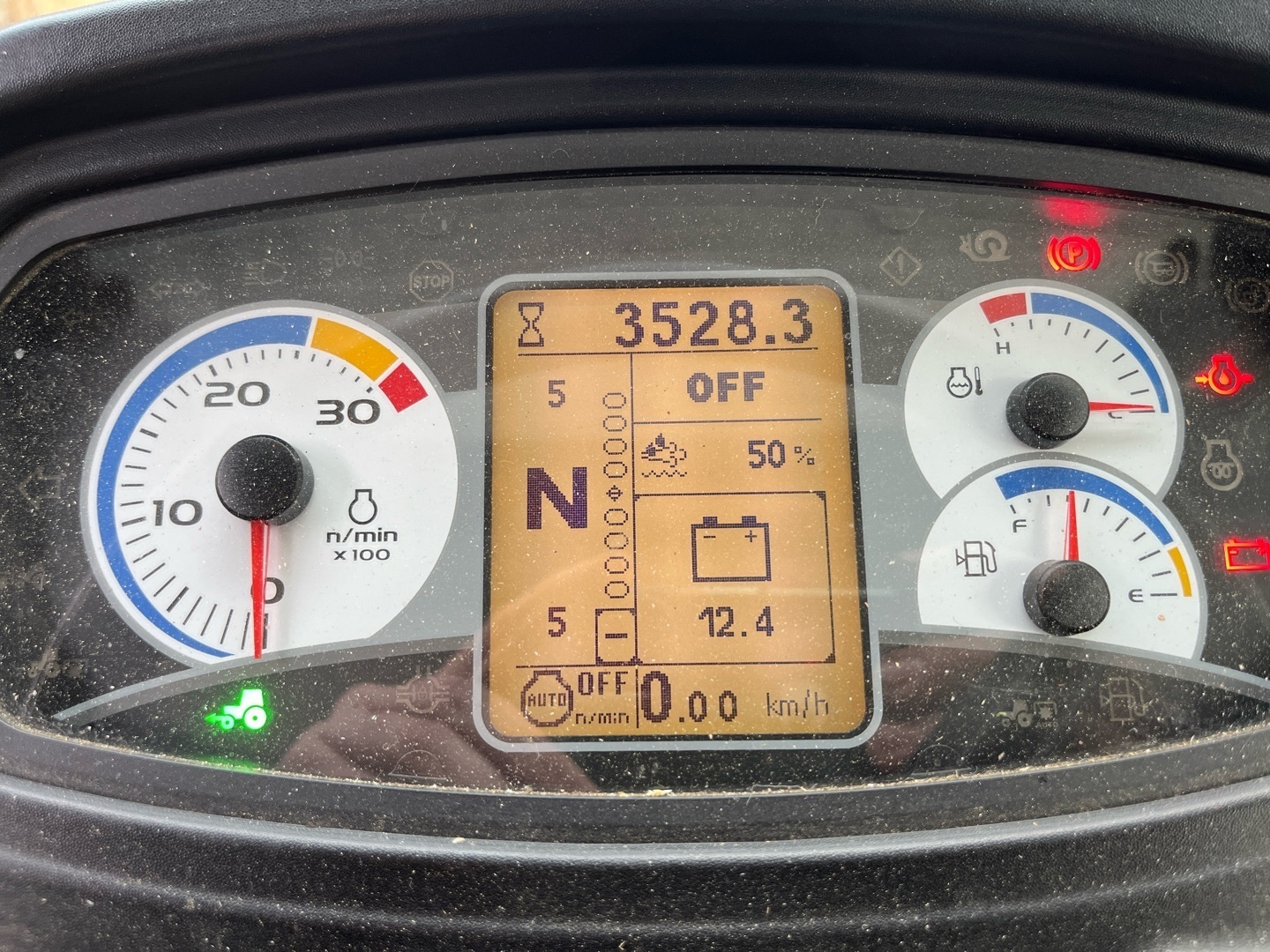 New Holland T5.120 EC 67875364057128 © GM Bilder