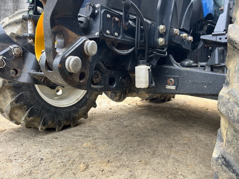 New Holland T5.120 EC 67875364057129 © GM Bilder