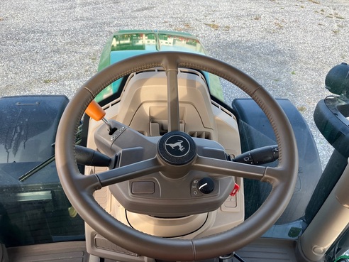 John Deere 6R 130 683862267 © GM Bilder