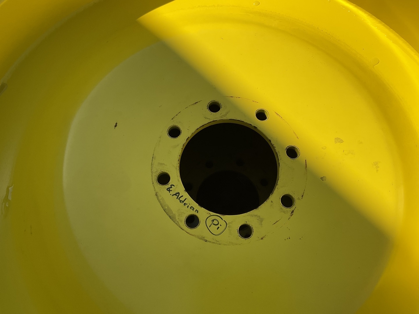 BKT 320/85R36 6928189413317894 © GM Bilder