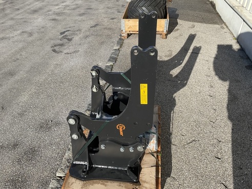 HAUER Kuppelplatte T 800 6931947520282895 © GM Bilder