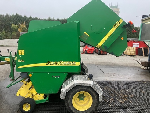 John Deere 578 654383622583652989443 © GM Bilder