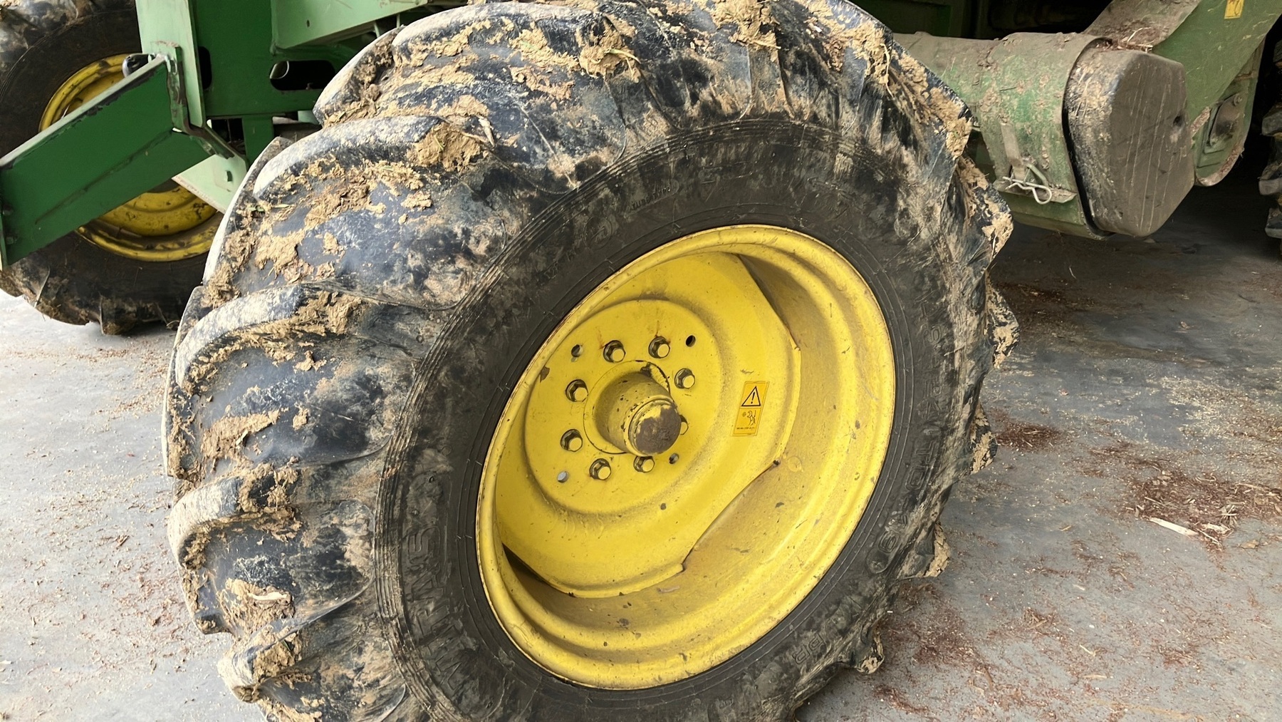 John Deere 2256 HillMaster 664781539106971734 © GM Bilder
