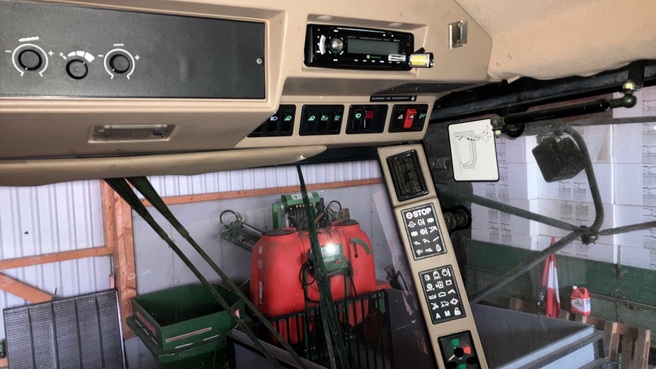 John Deere 2256 HillMaster 66478153910697177 © GM Bilder
