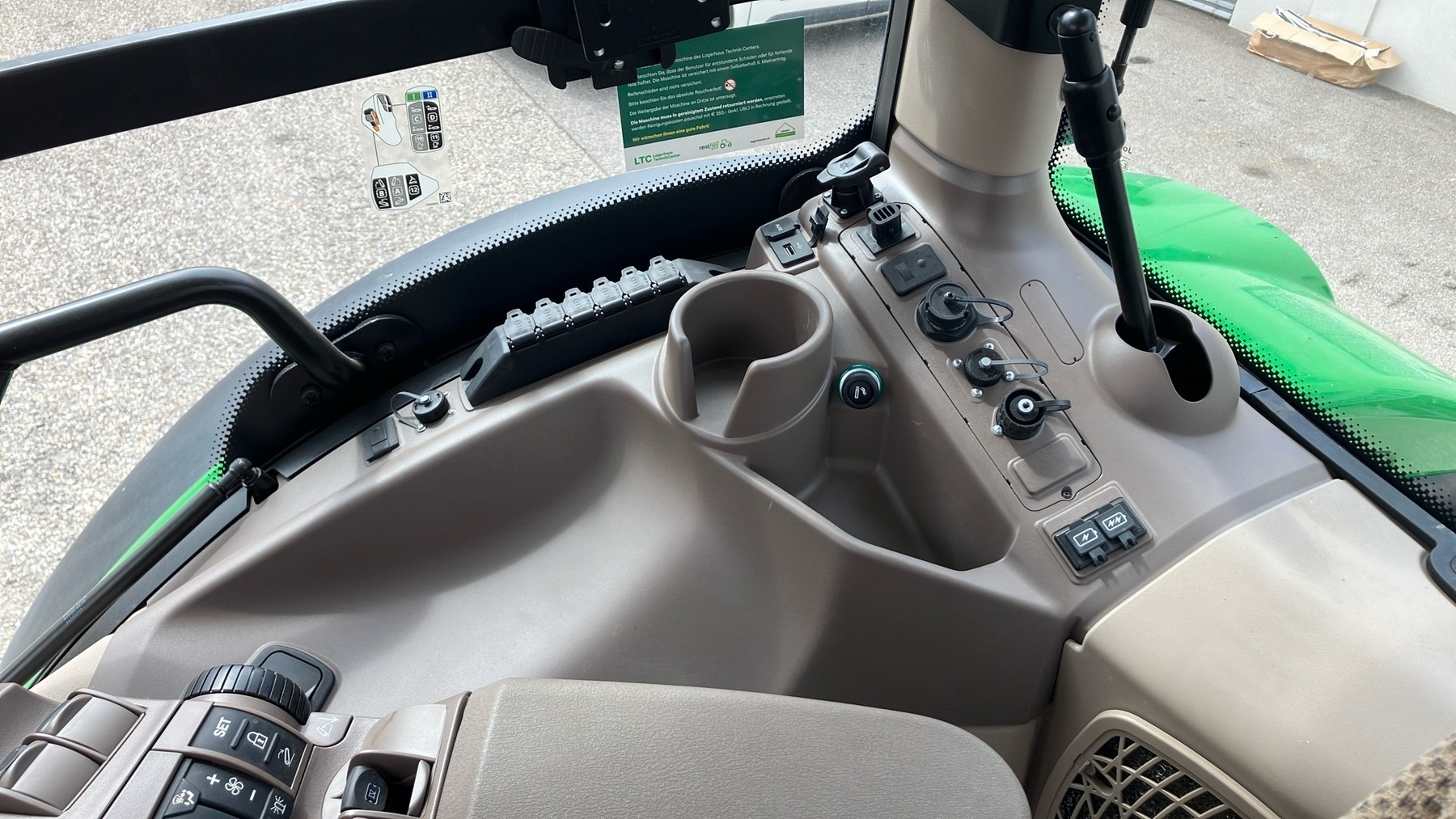 John Deere 6R 185 665109502119815621 © GM Bilder