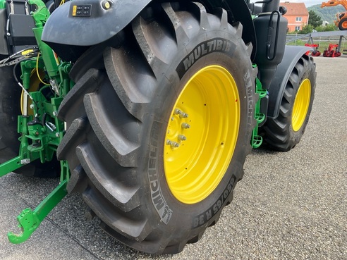John Deere 6R 150 667182459661415 © GM Bilder