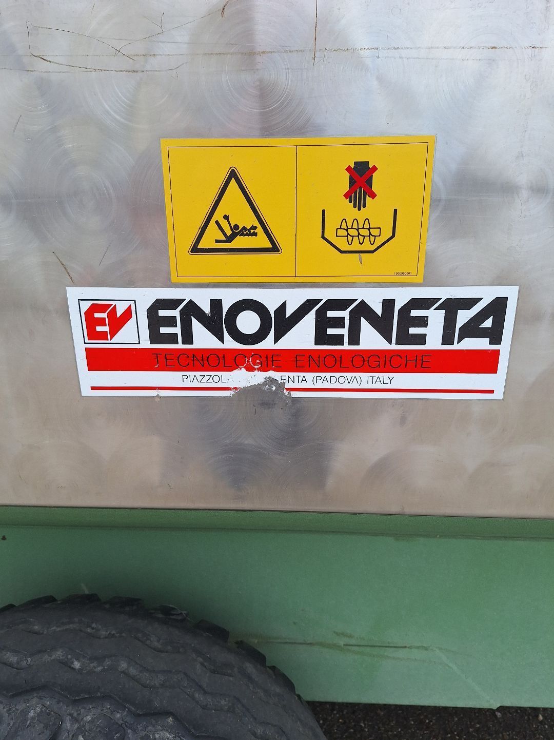 Diverse ENOVENETA Lesewagen  668173264671411 © GM Bilder