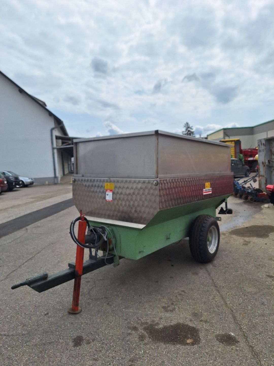 Diverse ENOVENETA Lesewagen 6688681149188847180 © GM Bilder