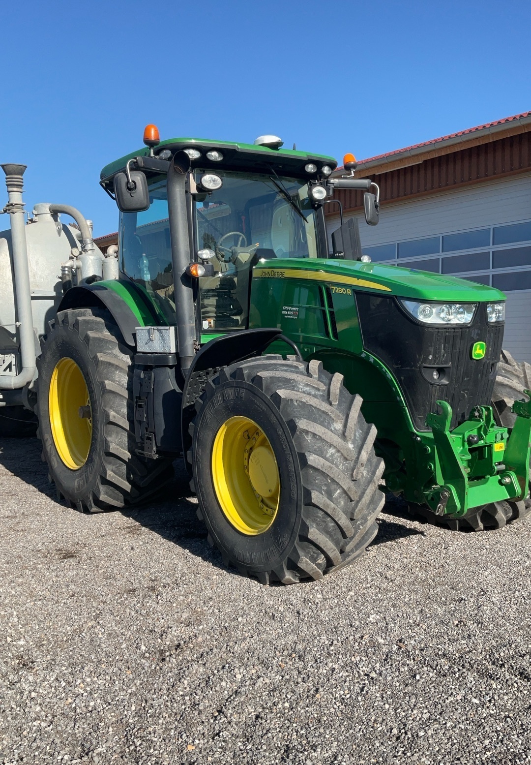 John Deere 7280R 66976267951752521 © GM Bilder