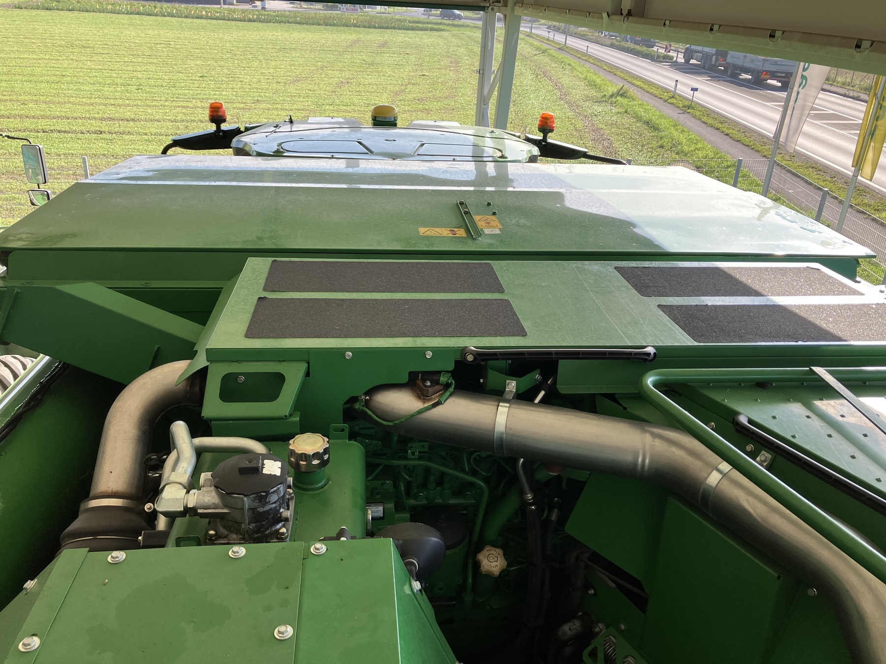 John Deere T670 6708557737617641 © GM Bilder