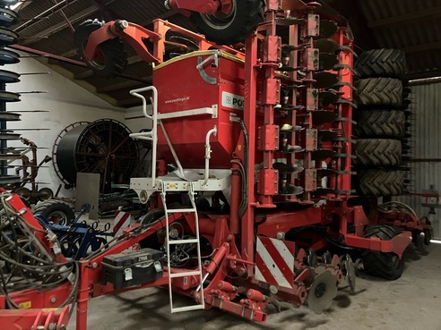 PÃ¶ttinger Terrasem C8 Artis 679037307204093224320 © GM Bilder
