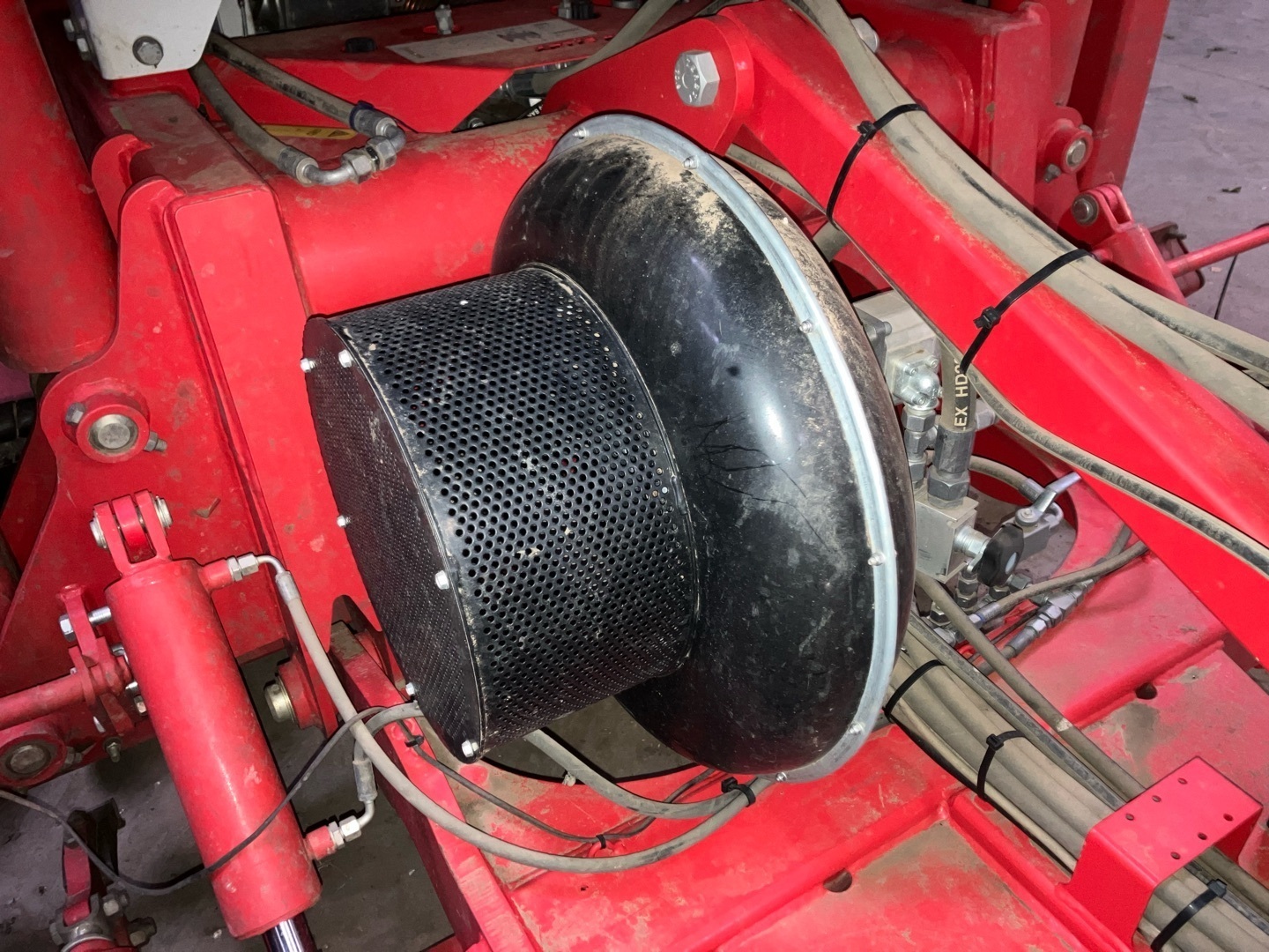 PÃ¶ttinger Terrasem C8 Artis 6790373072040932243211 © GM Bilder
