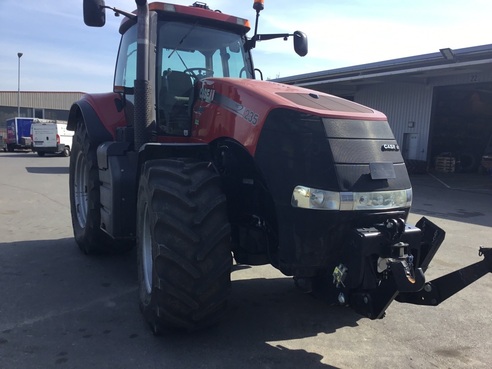 Case IH Magnum 235 679092634610 © GM Bilder