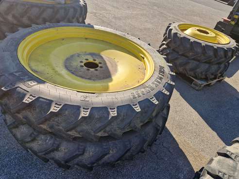 Alliance 270/95R46 & 270/80R32 679700418200183032 © GM Bilder