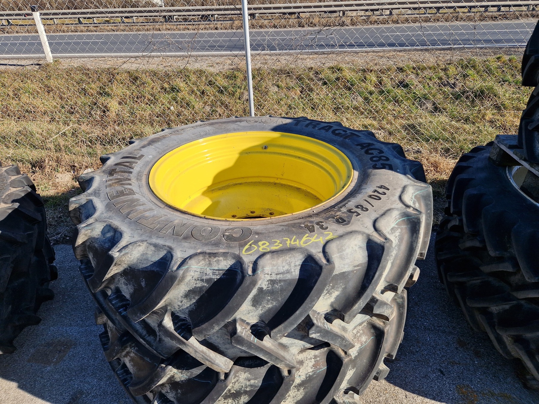 BKT 480/85R50 & 420/85R34 679739132092412763 © GM Bilder