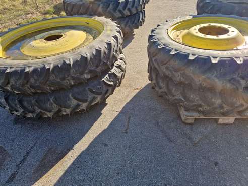 Kleber 270/95R48 & 270/95R32 6797416533768132532 © GM Bilder